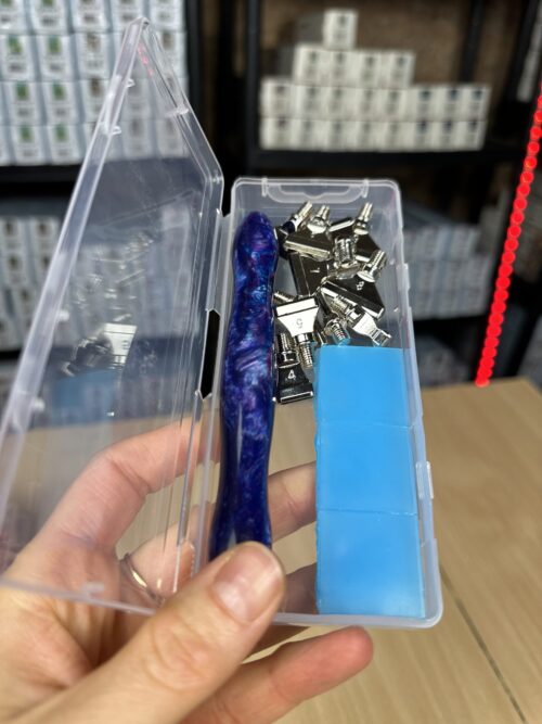 Ergo Stift "Wellen Blau Lila" - 11 Metallaufsätze – Bild 3