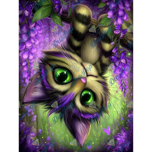 _sweet_loco_ai - Fantasy Katze mit leuchtend grünen Augen
